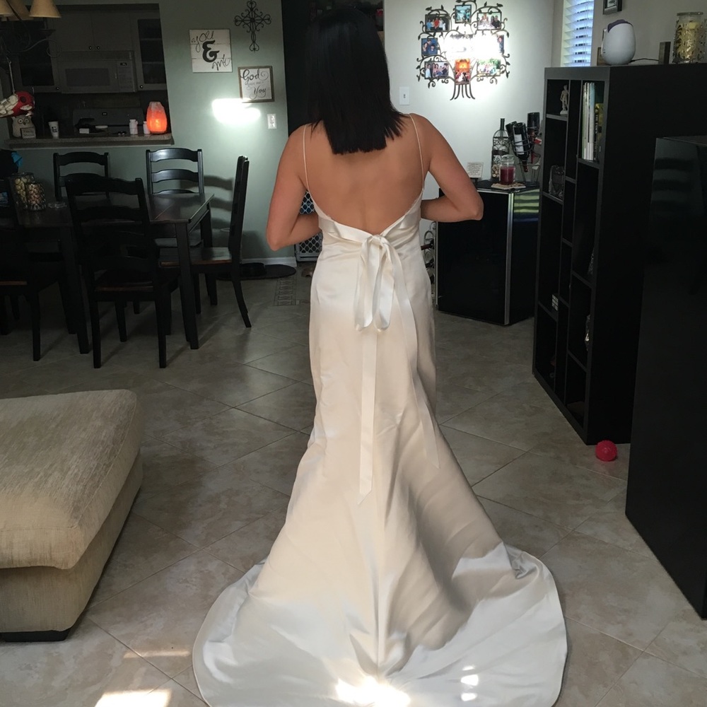 Tara Keely Wedding Dress - Picture 2 of 3
